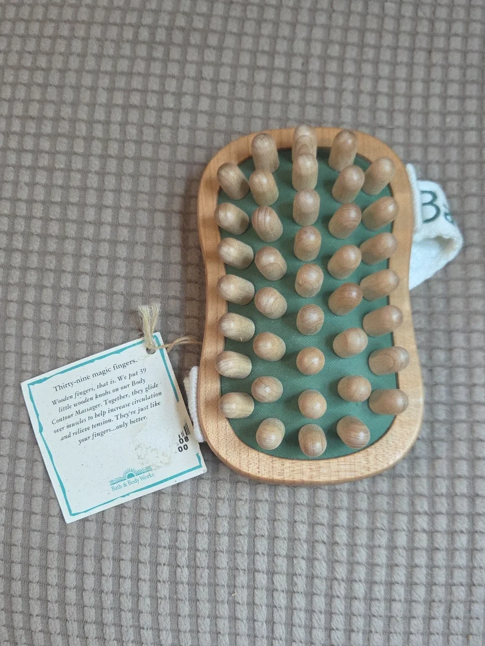 NWT Bath & Body Works Wooden Body Contour Massager with Green Logo Strap